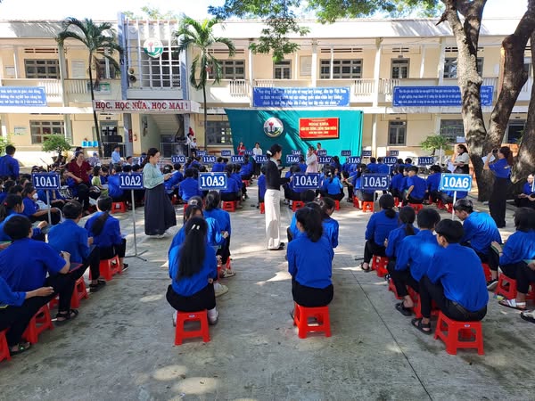 Ngoại khóa ” Phòng chống tham nhũng” năm học 2024 – 2025.